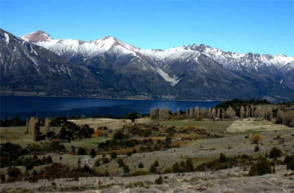 Huechulafquen y Volcán Lanín
