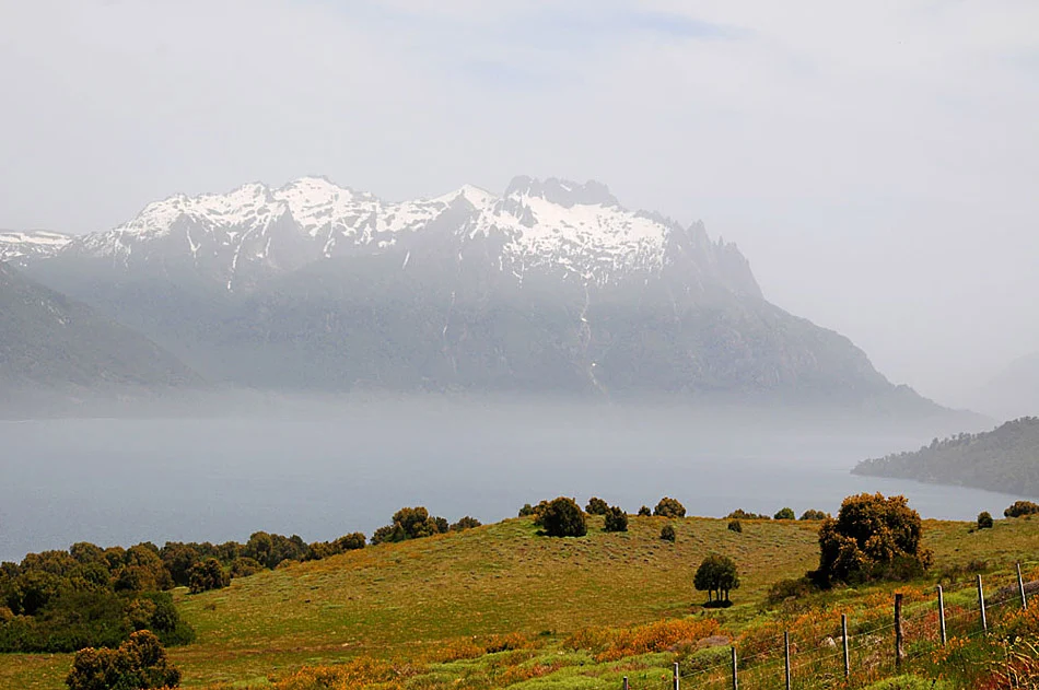 Huechulafquen y Volcán Lanín