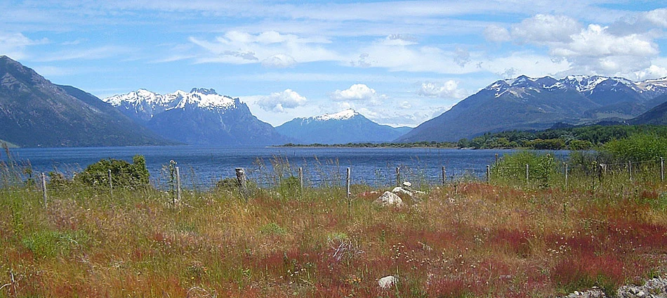 Huechulafquen y Volcán Lanín