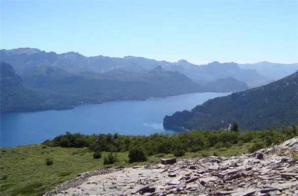 San Martín de los Andes – Villa Traful por 7 Lagos