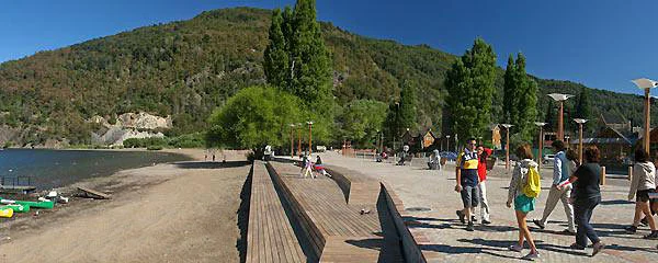 Costanera del lago Lácar
